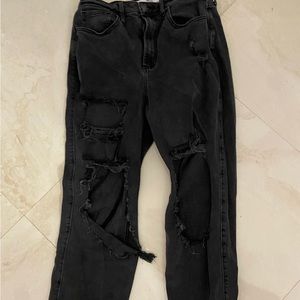 Black ripped mom hollister jeans